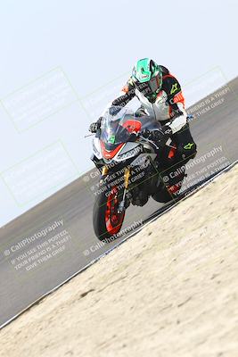 media/Sep-20-2025-TrackDaz (Sat) [[27f0cde673]]/C Group/1140am (Turn 2)/